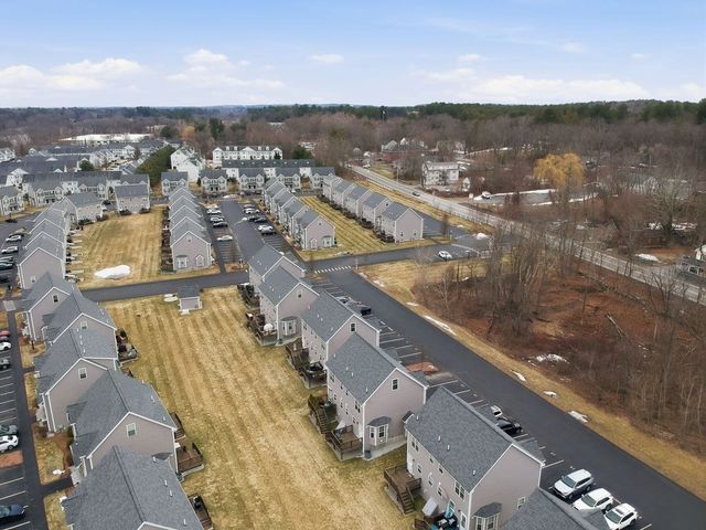 13 Grace Way 79, Tyngsborough, MA 01879