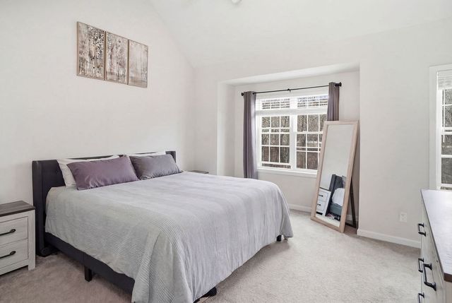 13 Grace Way 79, Tyngsborough, MA 01879