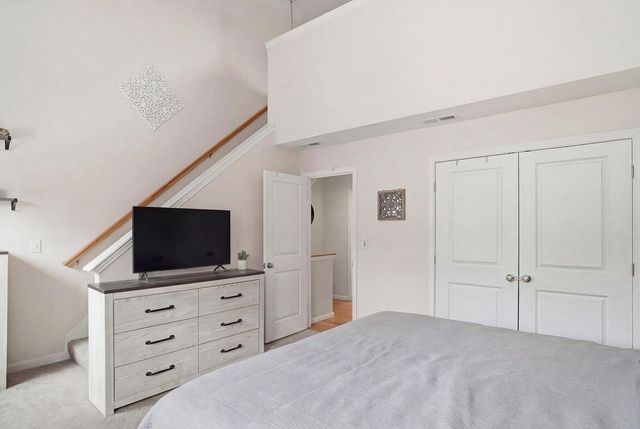 13 Grace Way 79, Tyngsborough, MA 01879