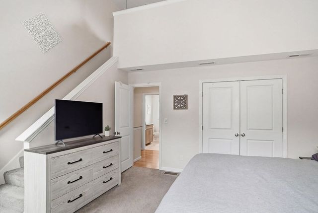 13 Grace Way 79, Tyngsborough, MA 01879