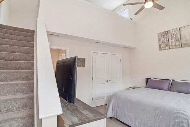 13 Grace Way 79, Tyngsborough, MA 01879