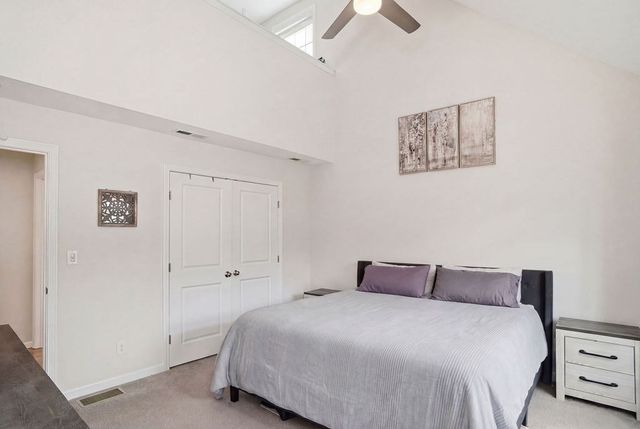 13 Grace Way 79, Tyngsborough, MA 01879