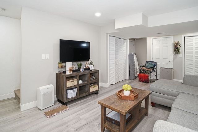 13 Grace Way 79, Tyngsborough, MA 01879