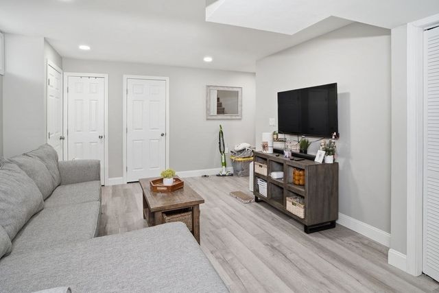 13 Grace Way 79, Tyngsborough, MA 01879