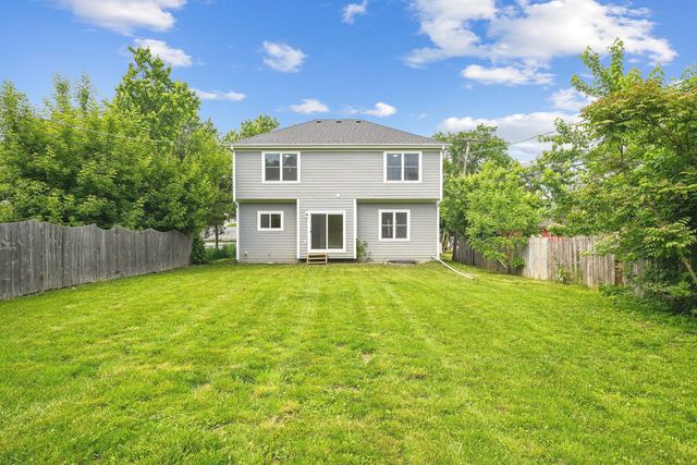 249 E Kenilworth Avenue, Villa Park, IL 60181