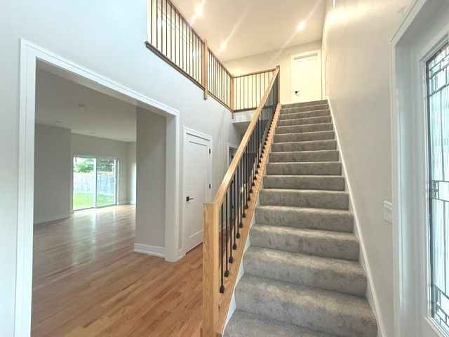 249 E Kenilworth Avenue, Villa Park, IL 60181