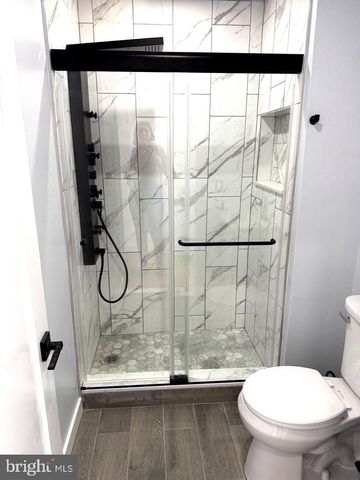 1915 E SELTZER ST, Philadelphia, PA 19134