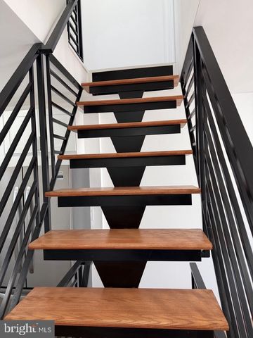 1915 E SELTZER ST, Philadelphia, PA 19134