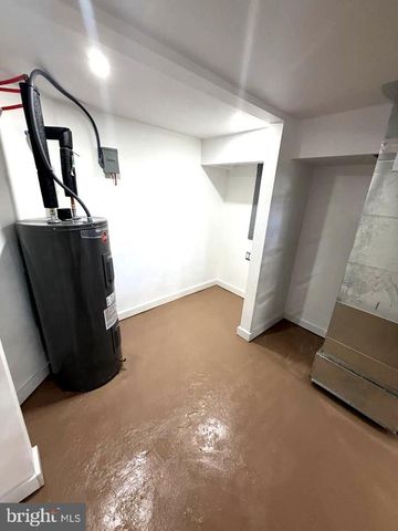 1915 E SELTZER ST, Philadelphia, PA 19134