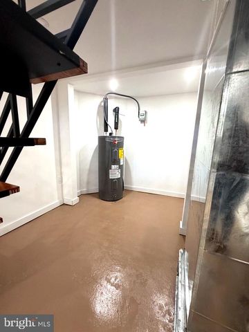 1915 E SELTZER ST, Philadelphia, PA 19134