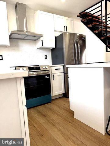 1915 E SELTZER ST, Philadelphia, PA 19134