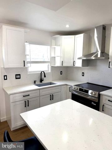 1915 E SELTZER ST, Philadelphia, PA 19134