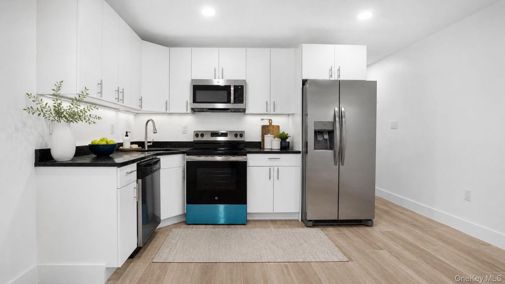 3964 Duryea Avenue, Bronx, NY 10466 — photo 3