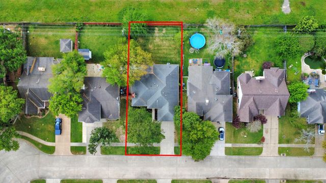 2003 Edinburg Avenue, League City, TX 77573