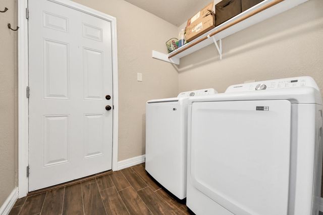 2003 Edinburg Avenue, League City, TX 77573