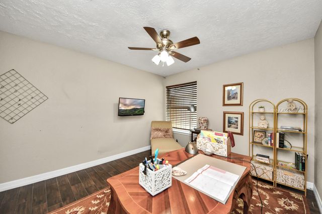 2003 Edinburg Avenue, League City, TX 77573