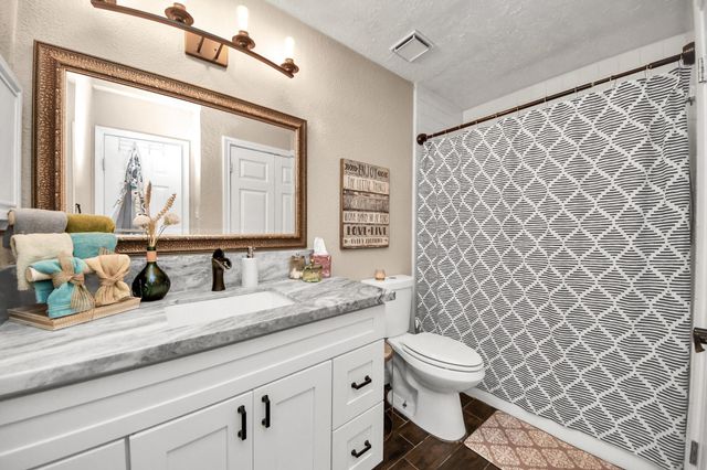 2003 Edinburg Avenue, League City, TX 77573