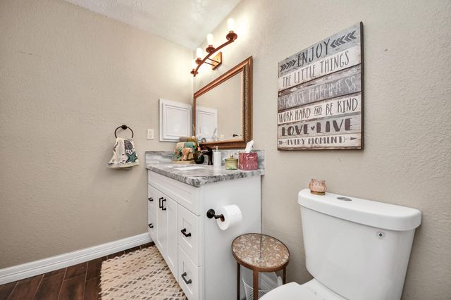 2003 Edinburg Avenue, League City, TX 77573