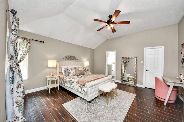 2003 Edinburg Avenue, League City, TX 77573