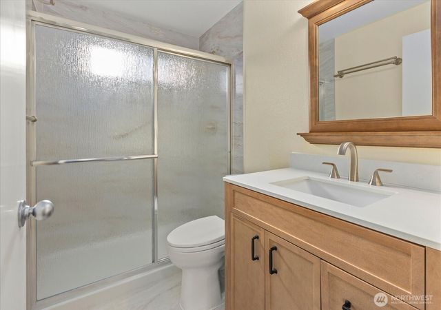 4218 152nd Street SW, Lynnwood, WA 98087