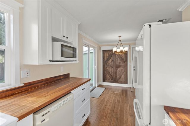 4218 152nd Street SW, Lynnwood, WA 98087