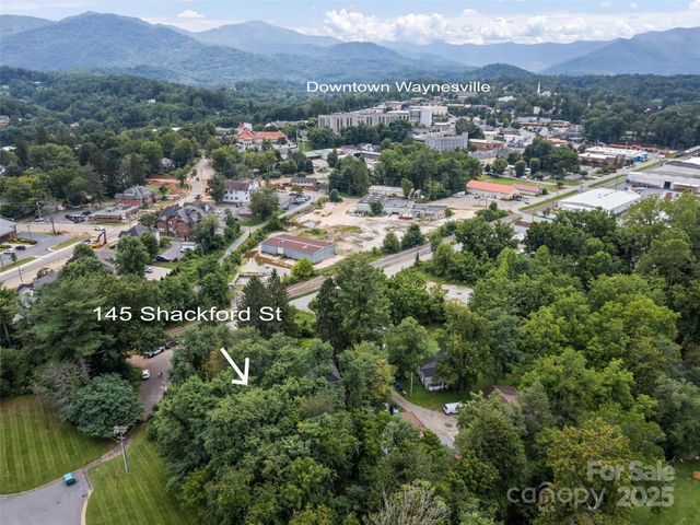 145 Shackford Street 3, Waynesville, NC 28786