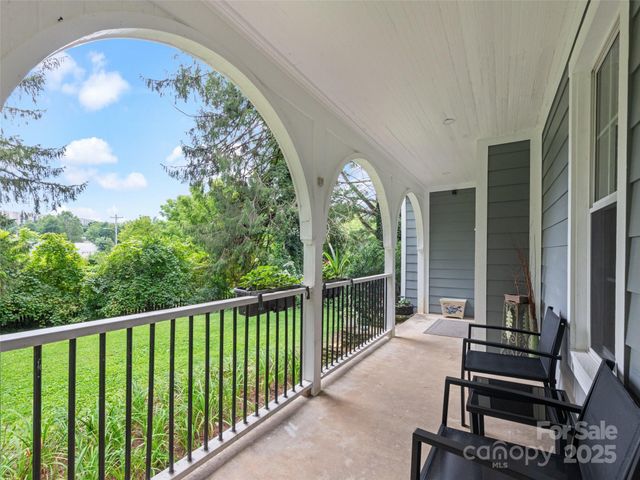 145 Shackford Street 3, Waynesville, NC 28786