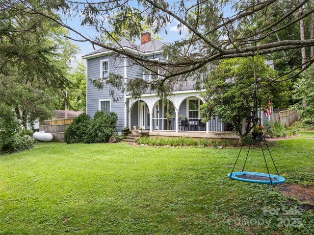 145 Shackford Street 3, Waynesville, NC 28786