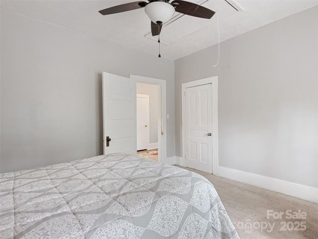 145 Shackford Street 3, Waynesville, NC 28786