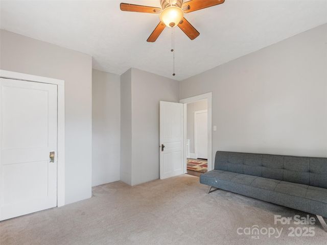 145 Shackford Street 3, Waynesville, NC 28786