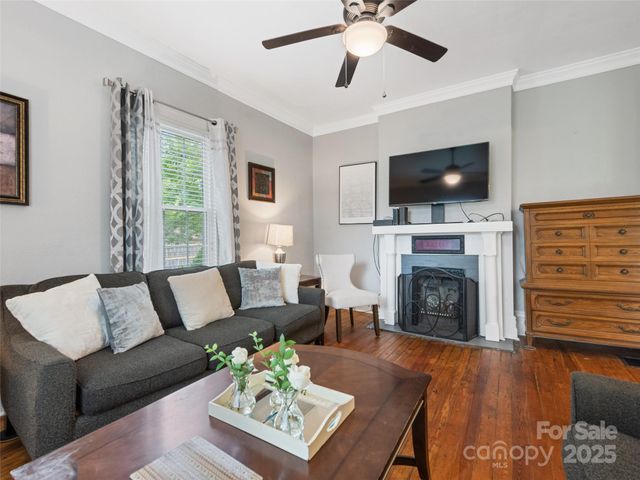 145 Shackford Street 3, Waynesville, NC 28786