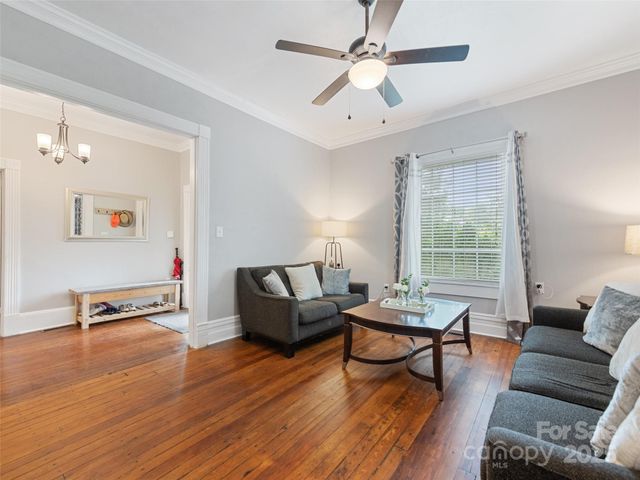 145 Shackford Street 3, Waynesville, NC 28786