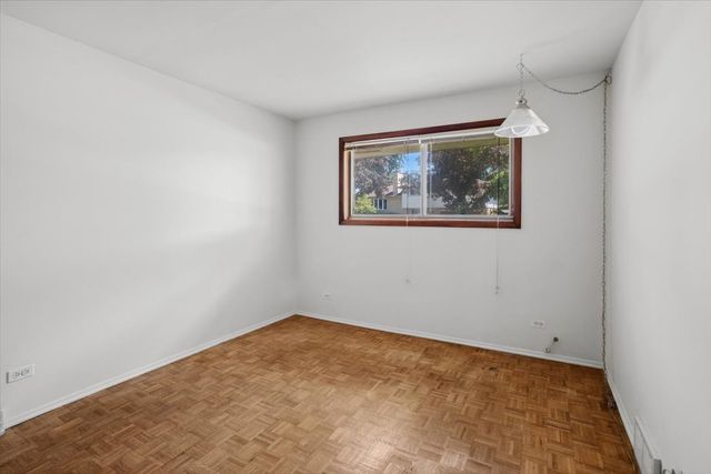460 W Kathleen Drive, Des Plaines, IL 60016
