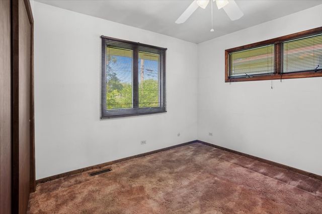 460 W Kathleen Drive, Des Plaines, IL 60016