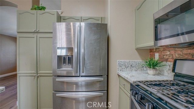 14773 Foxfield Lane, Fontana, CA 92336