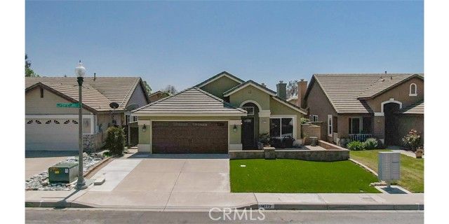 14773 Foxfield Lane, Fontana, CA 92336