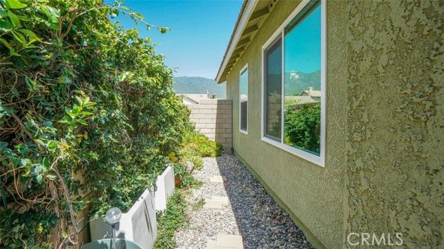 14773 Foxfield Lane, Fontana, CA 92336