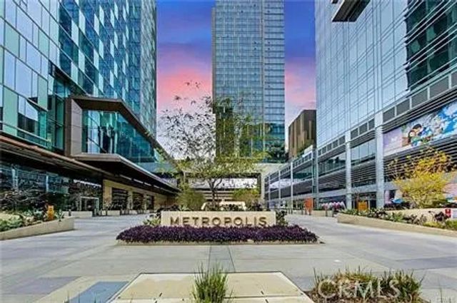 889 Francisco 3206, Los Angeles, CA 90017