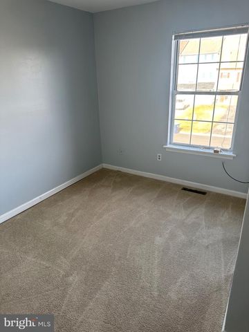 1049 OLD FORGE RD, New Castle, DE 19720