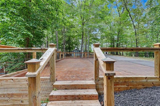 301 Cross Creek Trail, Demorest, GA 30535