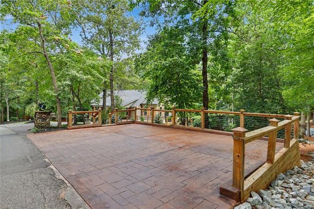 301 Cross Creek Trail, Demorest, GA 30535