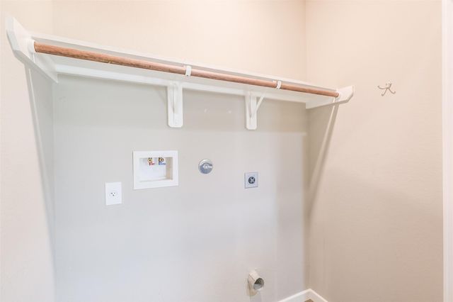 121 Wickersham A, Conroe, TX 77304