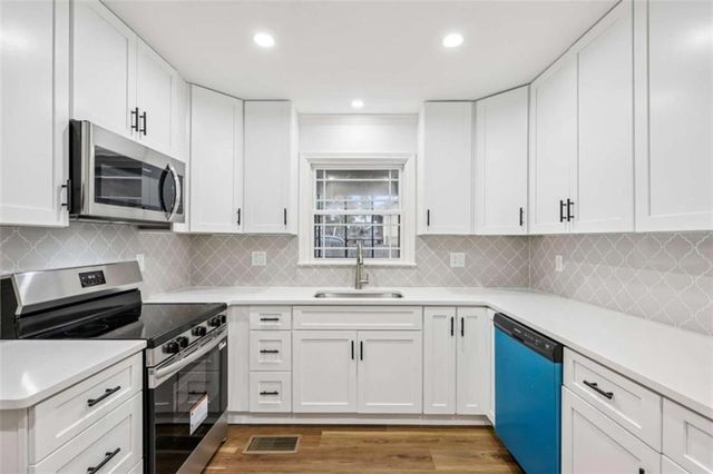 538 Stanton Woods Dr SE, Conyers, GA 30094