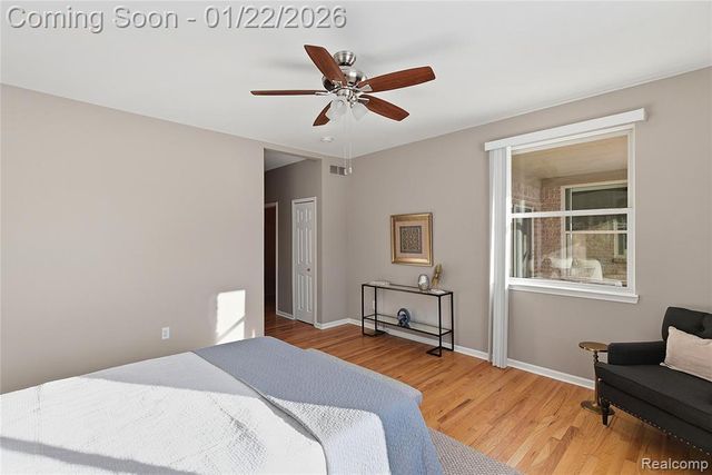 13516 Trotters Lane, Sterling Heights, MI 48313