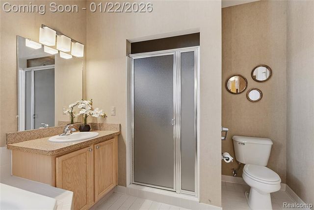 13516 Trotters Lane, Sterling Heights, MI 48313