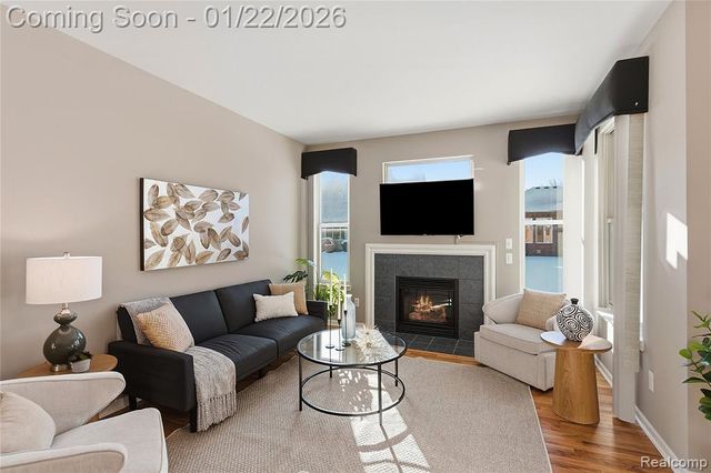 13516 Trotters Lane, Sterling Heights, MI 48313