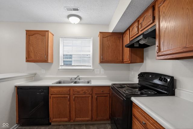 4227 Trace Edge Lane, Indianapolis, IN 46254