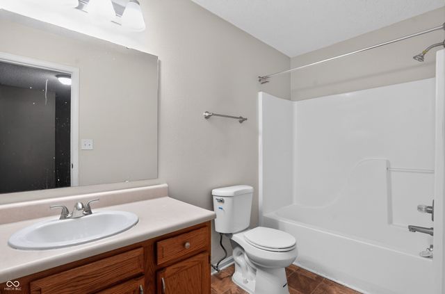 4227 Trace Edge Lane, Indianapolis, IN 46254