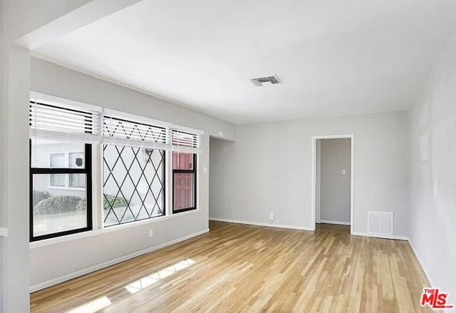 16857 Halper Street, Encino, CA 91436