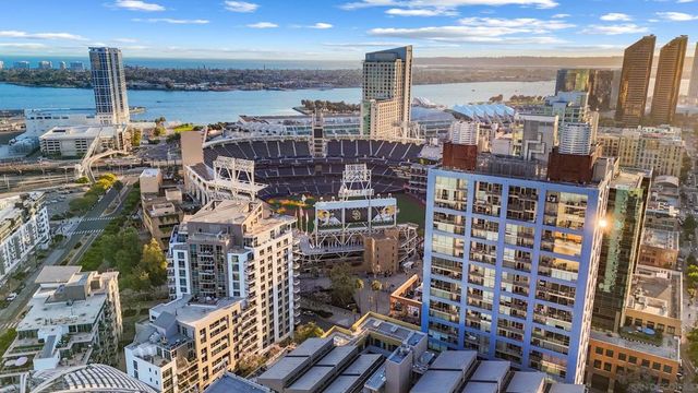321 10th Ave 2108, San Diego, CA 92101